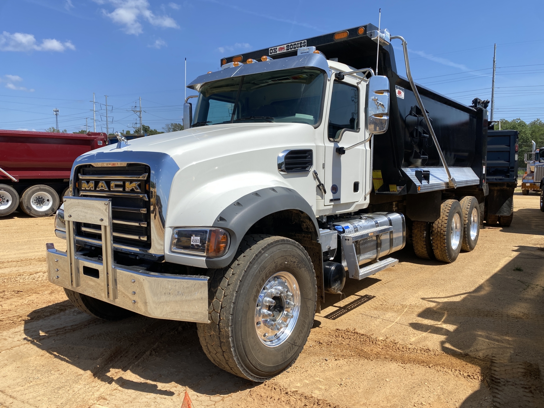 2026 Mack GR64F