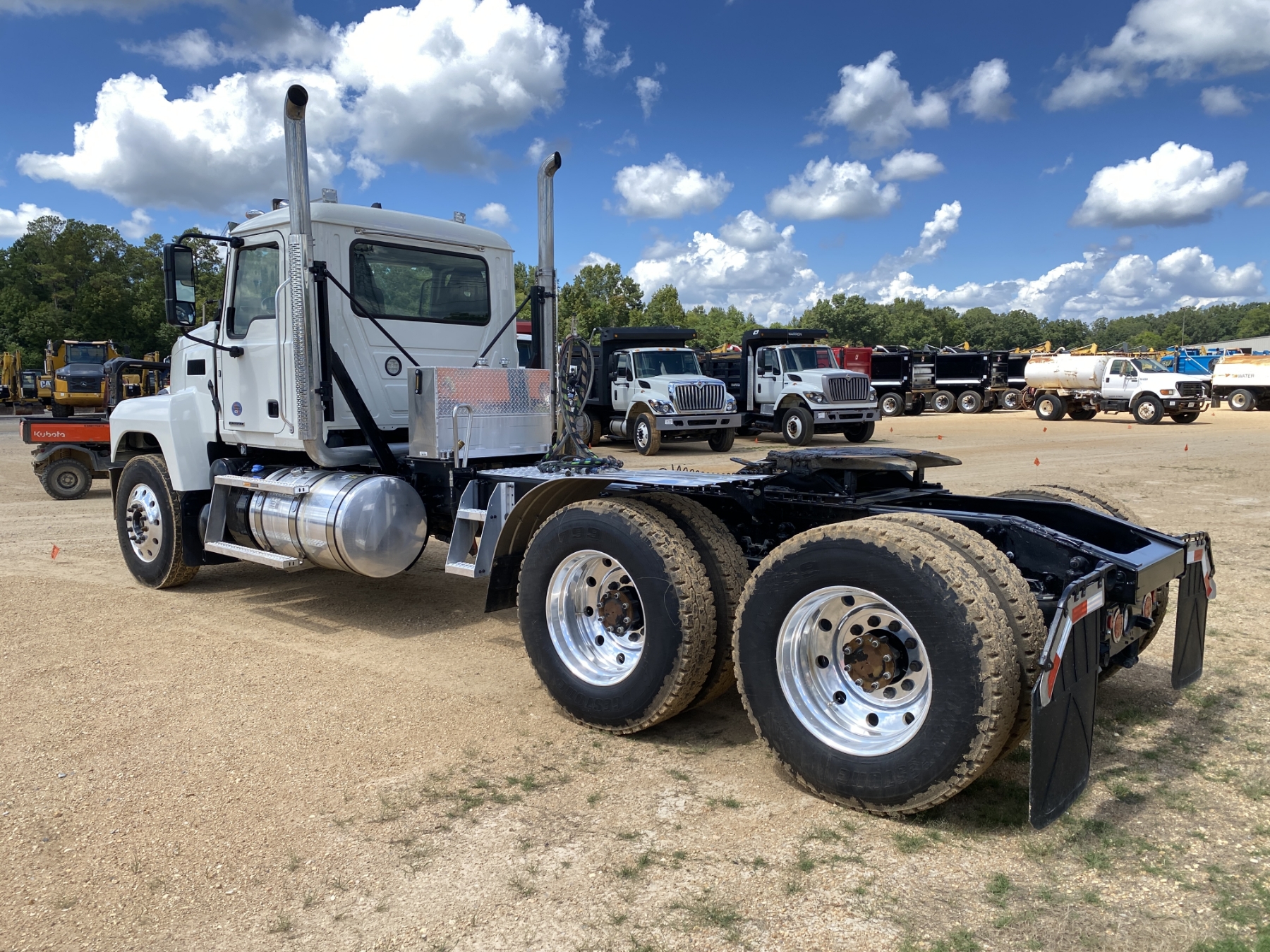 2026 Mack Pinnacle in Macon, GA — photo 3