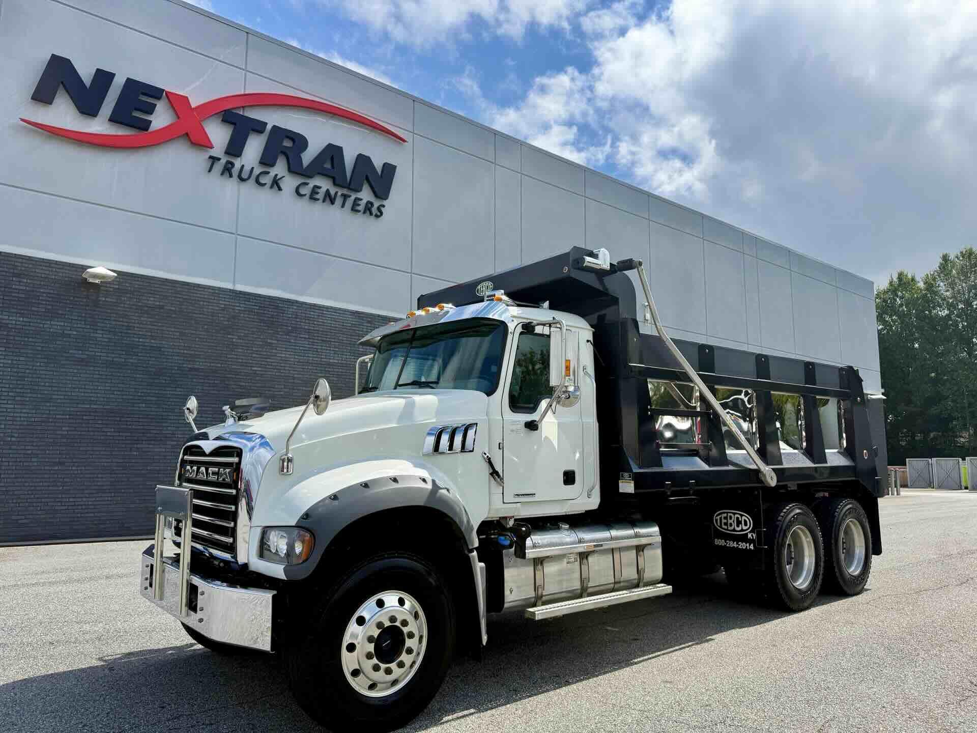 2024 Mack GR64F