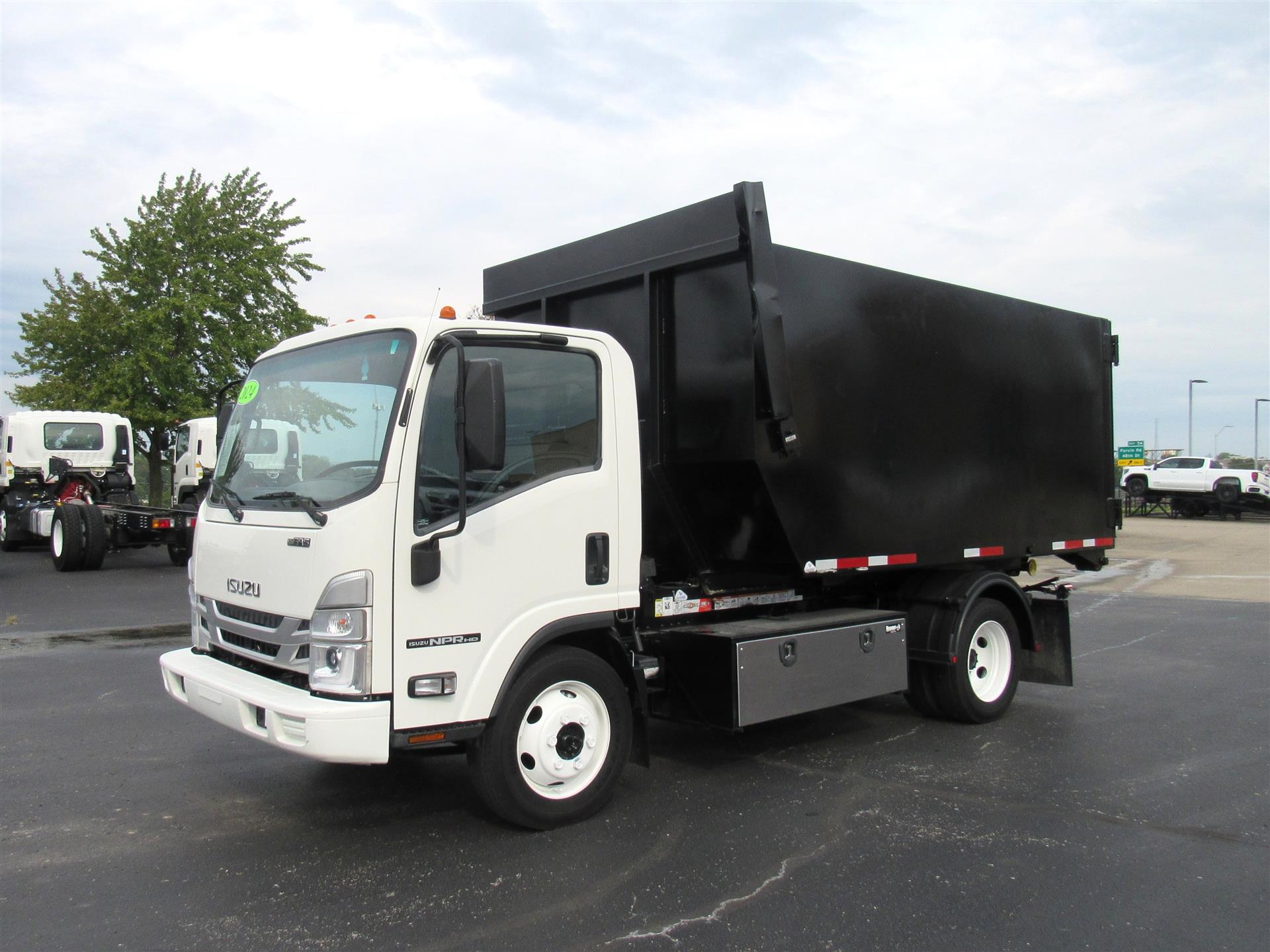 2024 Isuzu in Kansas City, MO