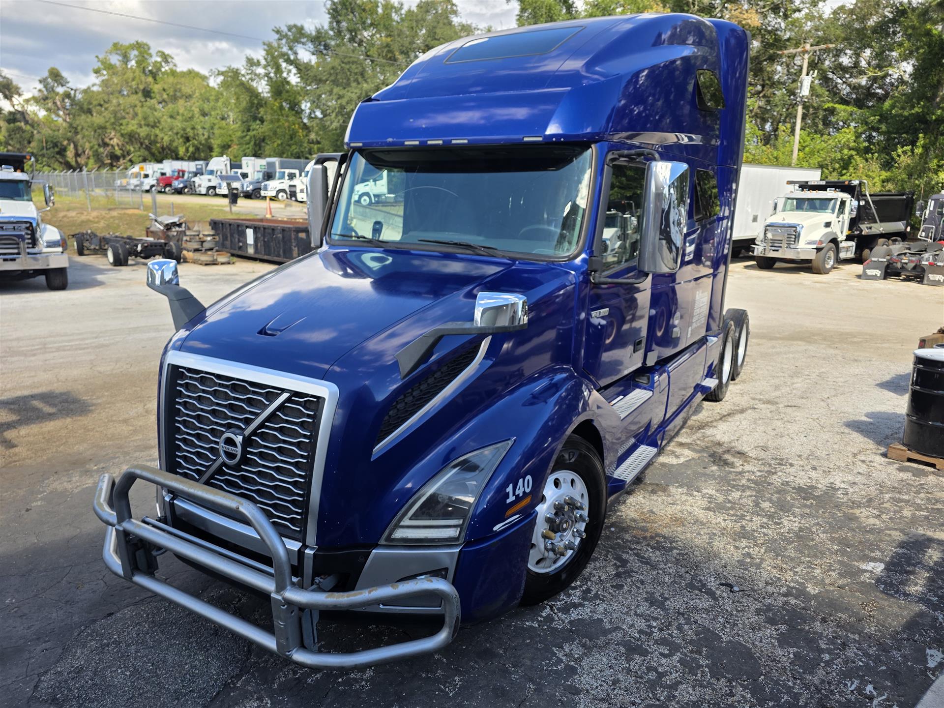 2020 Volvo VNL64T760