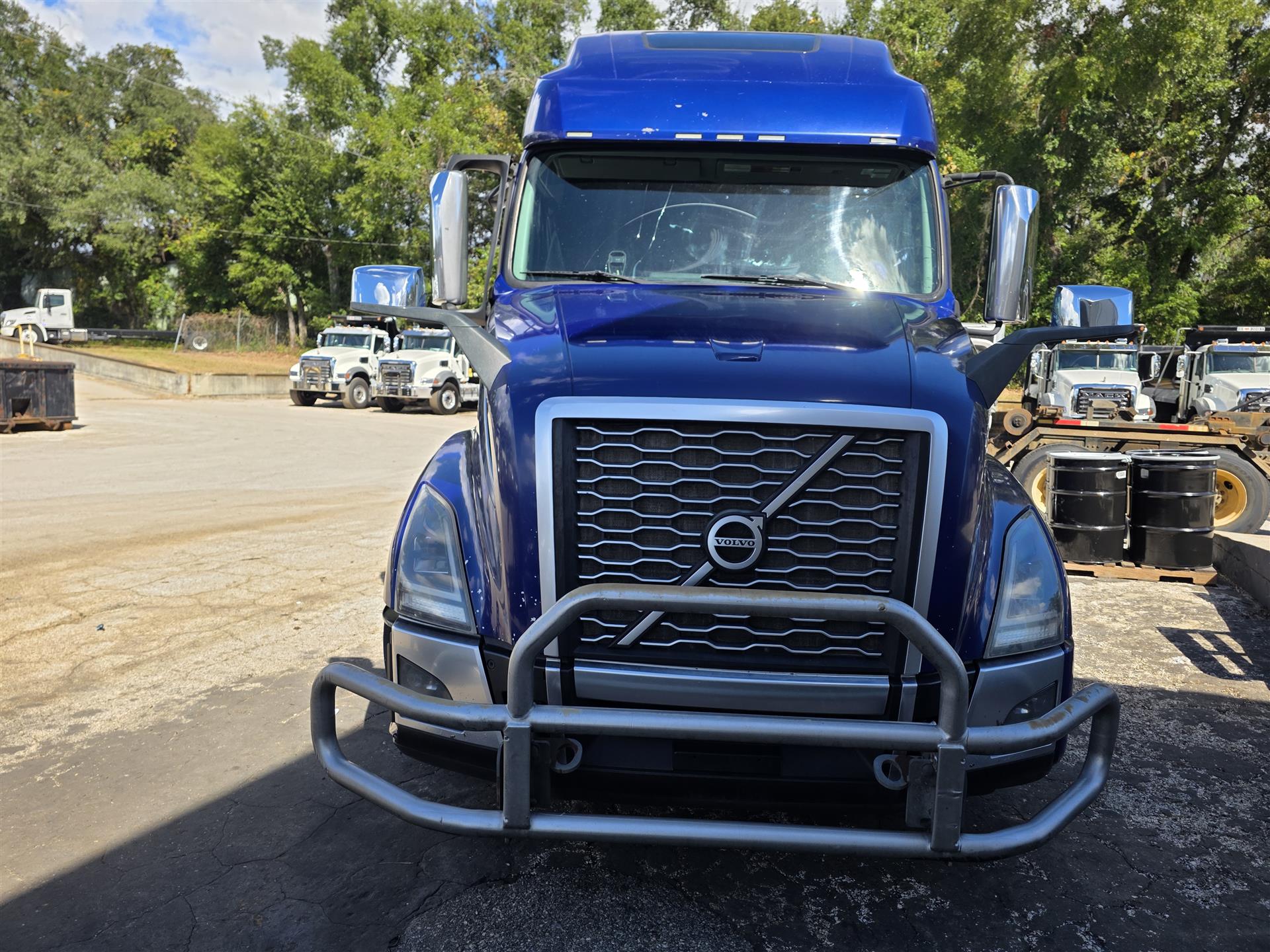 2020 Volvo VNL 760 in Tallahassee, FL — photo 3