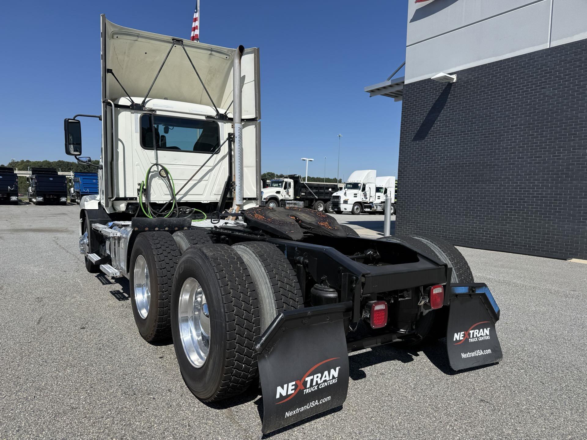 2022 Mack Anthem in Duluth, GA — photo 3