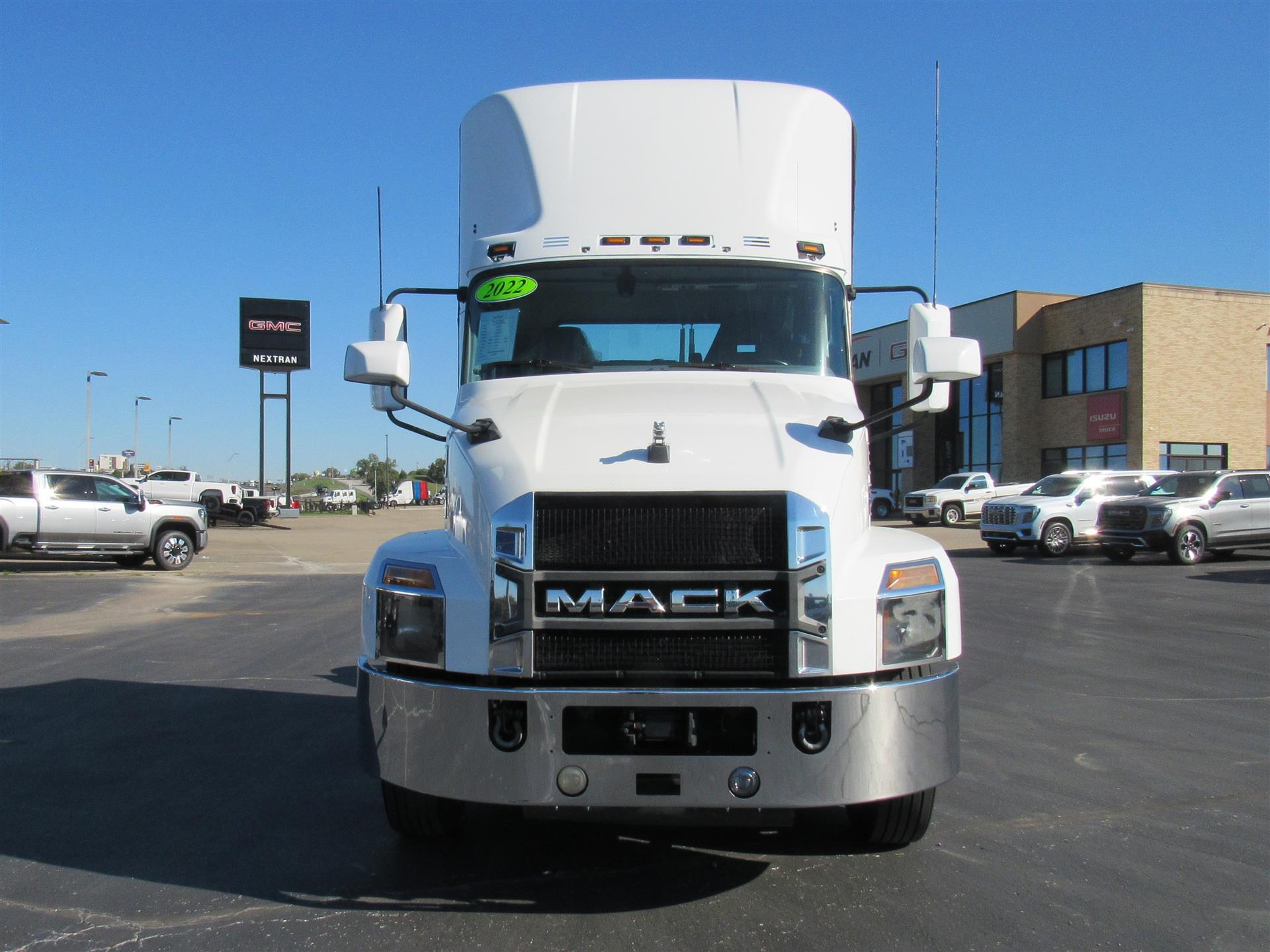 2022 Mack Anthem in Kansas City, MO — photo 7
