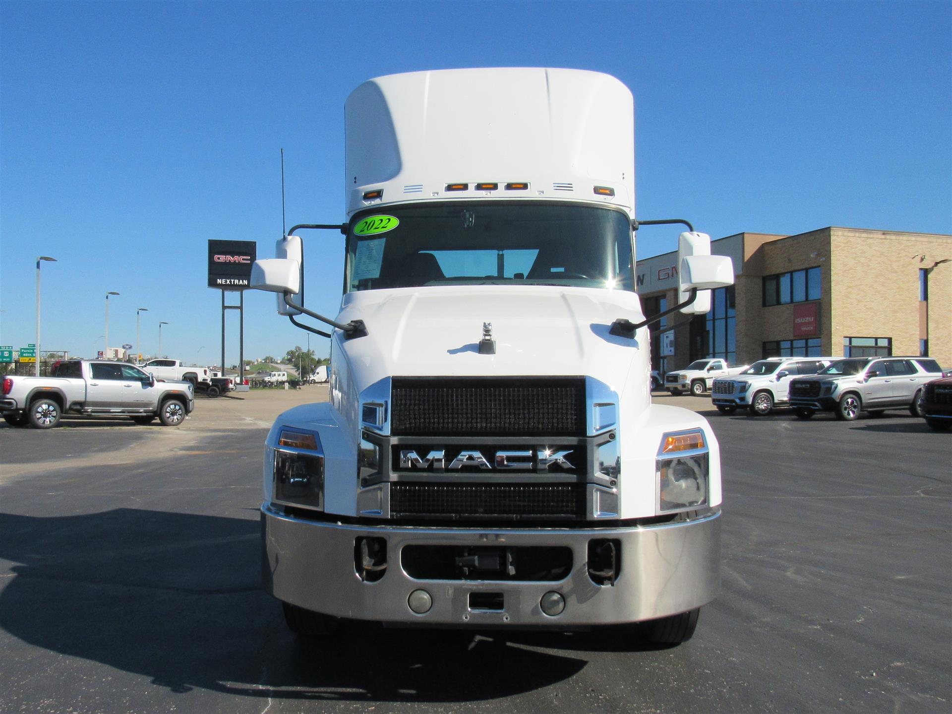 2022 Mack Anthem in Kansas City, MO — photo 8