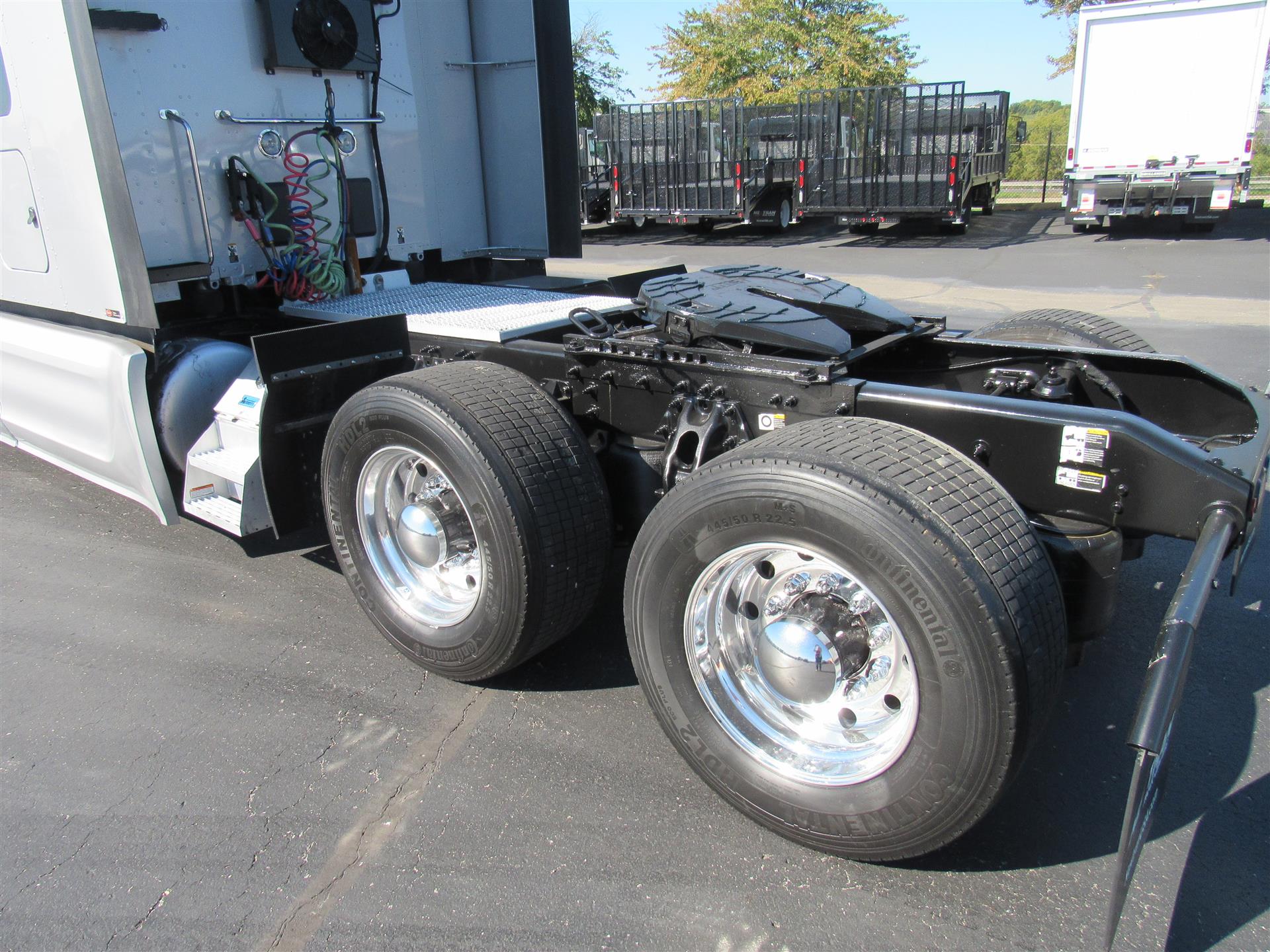 2023 Peterbilt 579 in Kansas City, MO — photo 4