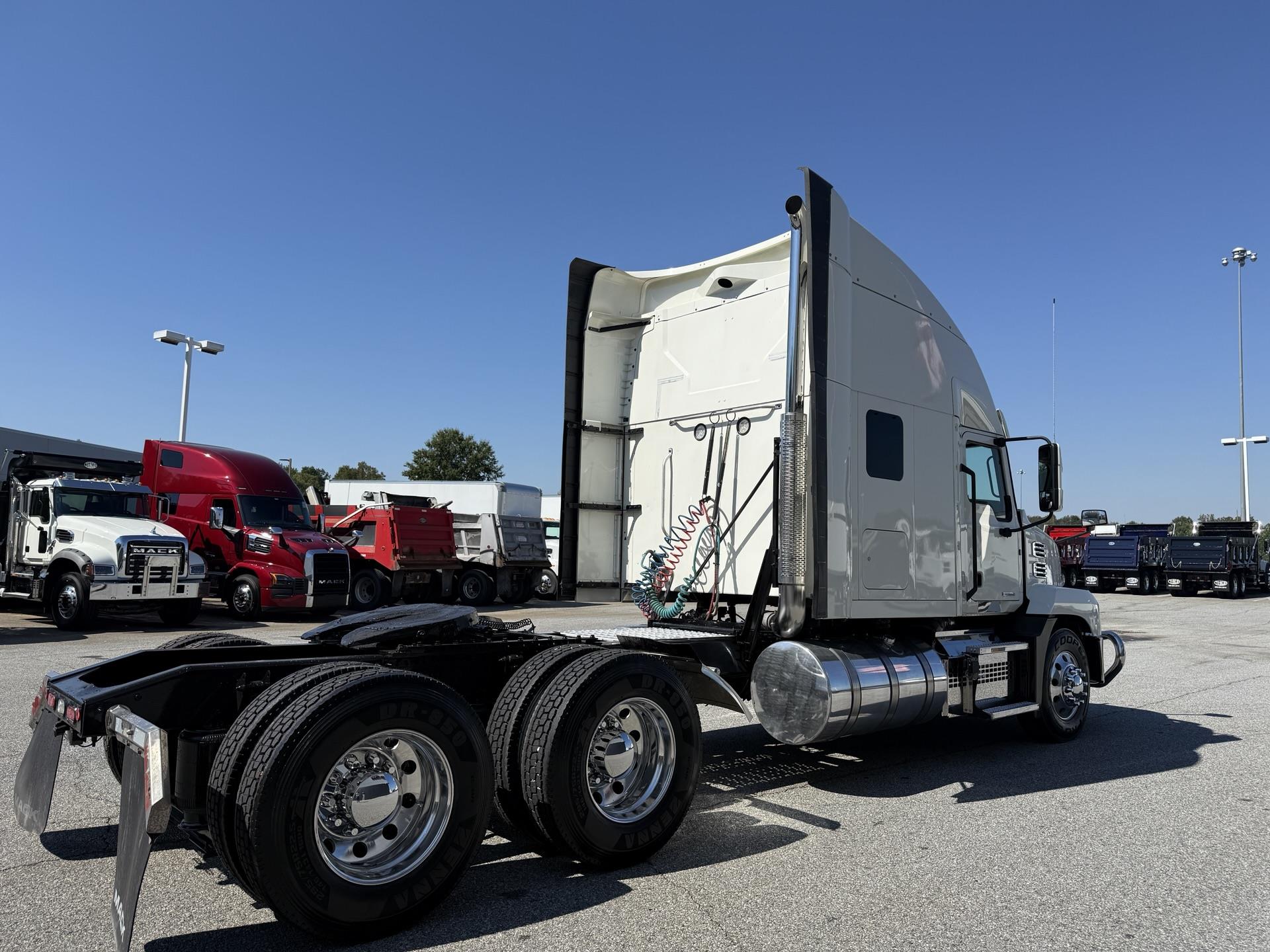 2023 Mack Anthem in Duluth, GA — photo 5