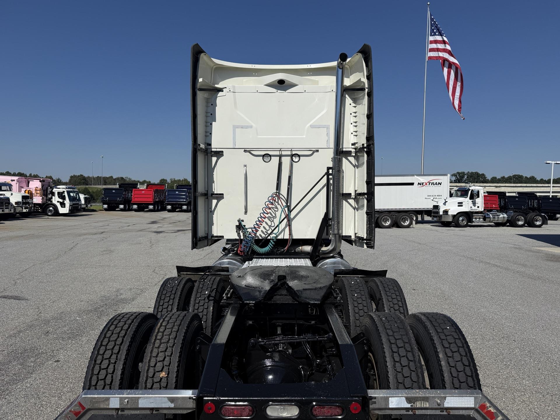2023 Mack Anthem in Duluth, GA — photo 4