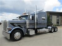 2021 Peterbilt 389