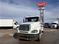 2007 Freightliner Columbia - 120