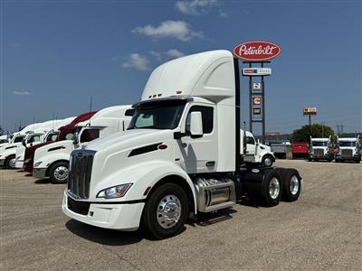 2027 Peterbilt 579