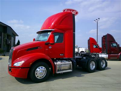 2027 Peterbilt 579