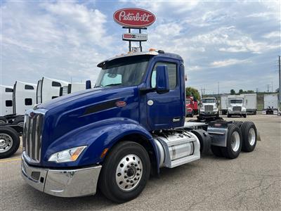 2022 Peterbilt 579