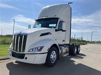 2027 Peterbilt 579