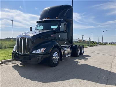 2027 Peterbilt 579