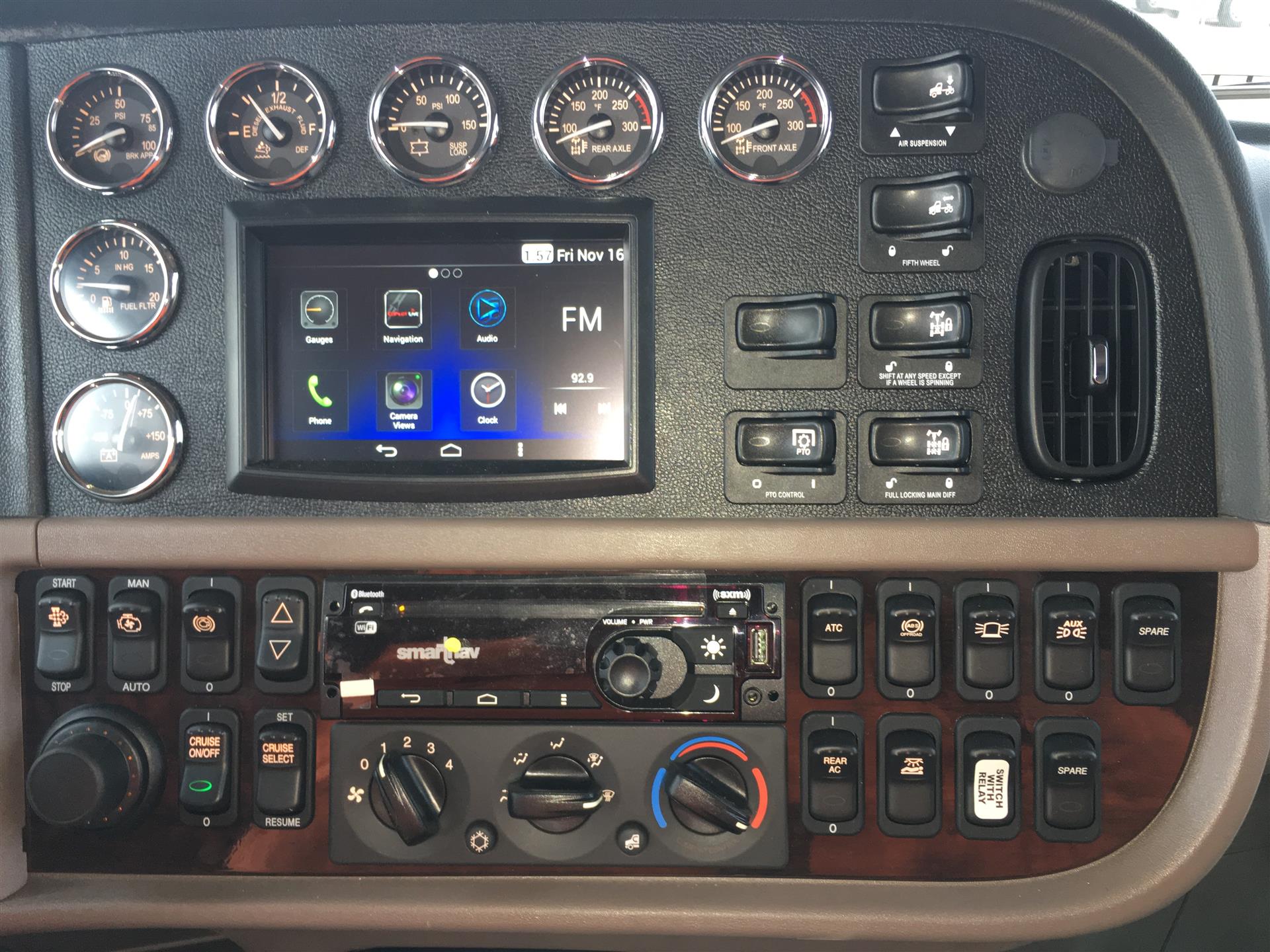 2019-peterbilt-389