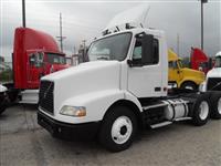 Used 2006 Volvo VNM64T for Sale