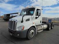 Used 2010 Freightliner Cascadia 113 for Sale