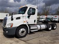 Used 2010 Freightliner Cascadia 113 for Sale
