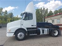 Used 2012 Volvo VNM42T for Sale