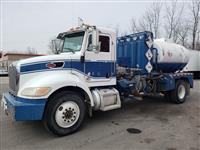 Used 2010 Peterbilt 335 for Sale