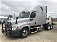 Used 2013 Freightliner Cascadia for Sale
