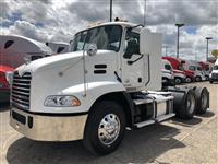 Used 2013 Mack Pinnacle CXU613 for Sale