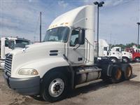 2004 Mack CX613