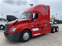 2018 Freightliner Cascadia 126