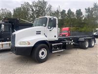 2005 Mack CXN613