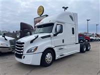 2020 Freightliner Cascadia 126