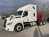 2020 Freightliner Cascadia 126