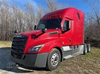 2020 Freightliner Cascadia 126