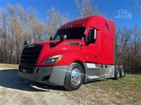 2020 Freightliner Cascadia 126