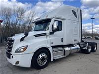 2021 Freightliner Cascadia 126