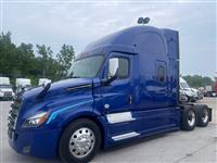2019 Freightliner Cascadia 126
