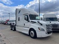 2019 Freightliner Cascadia 126