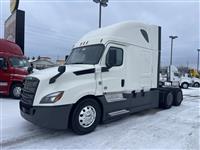 2019 Freightliner Cascadia 126