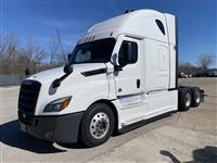 2020 Freightliner Cascadia 126