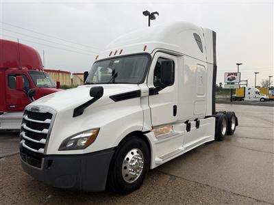 2018 Freightliner Cascadia 126