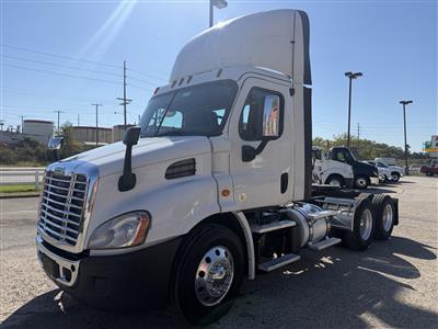 2016 Freightliner Cascadia 113