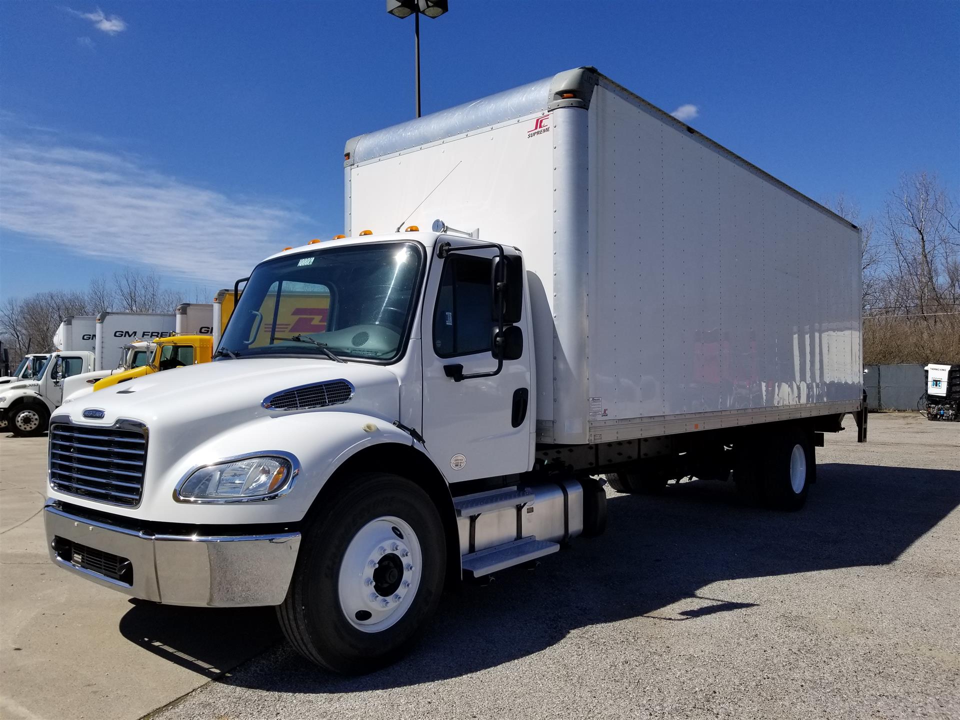 2016 Freightliner M2