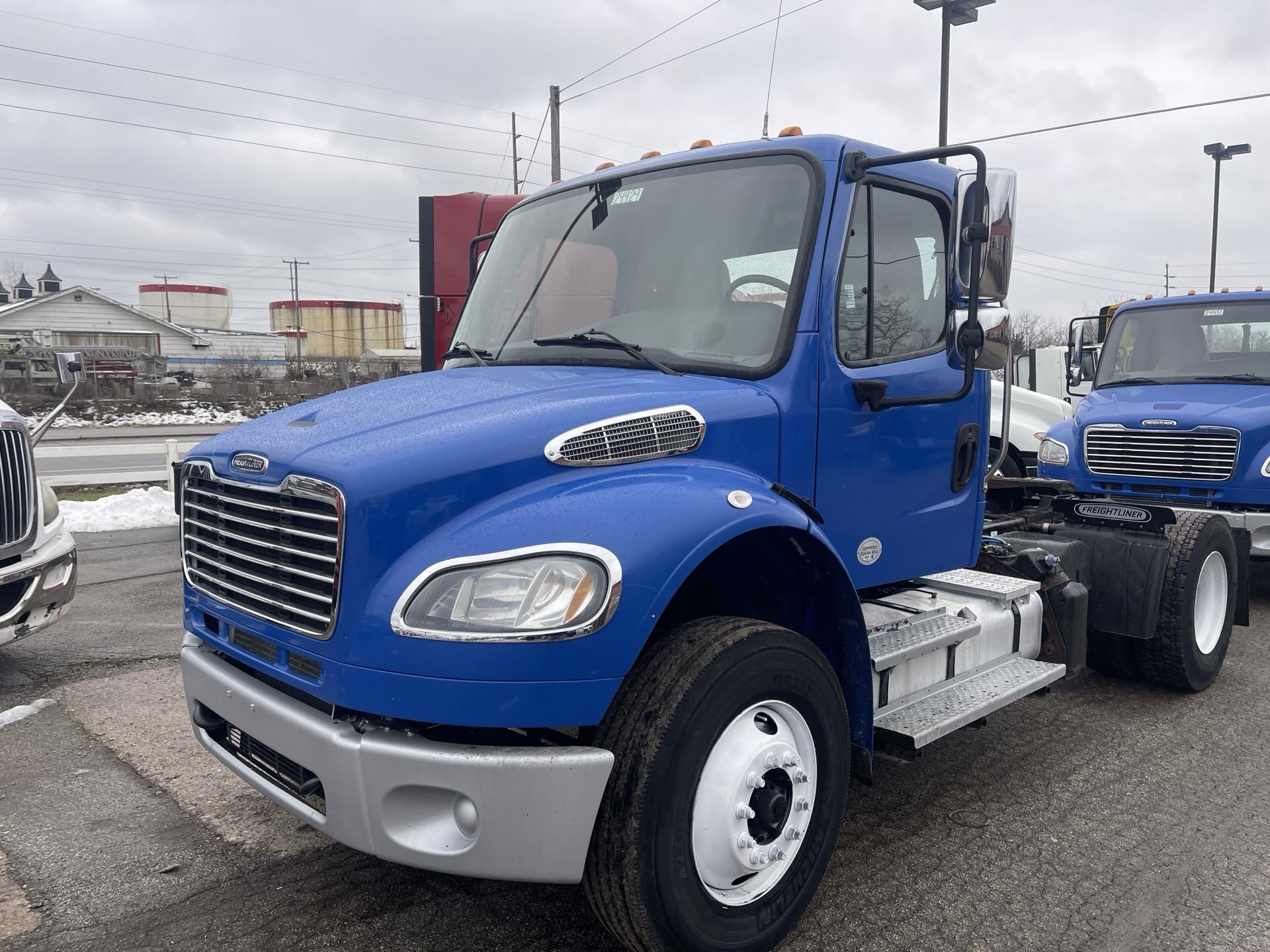 2016 Freightliner M2