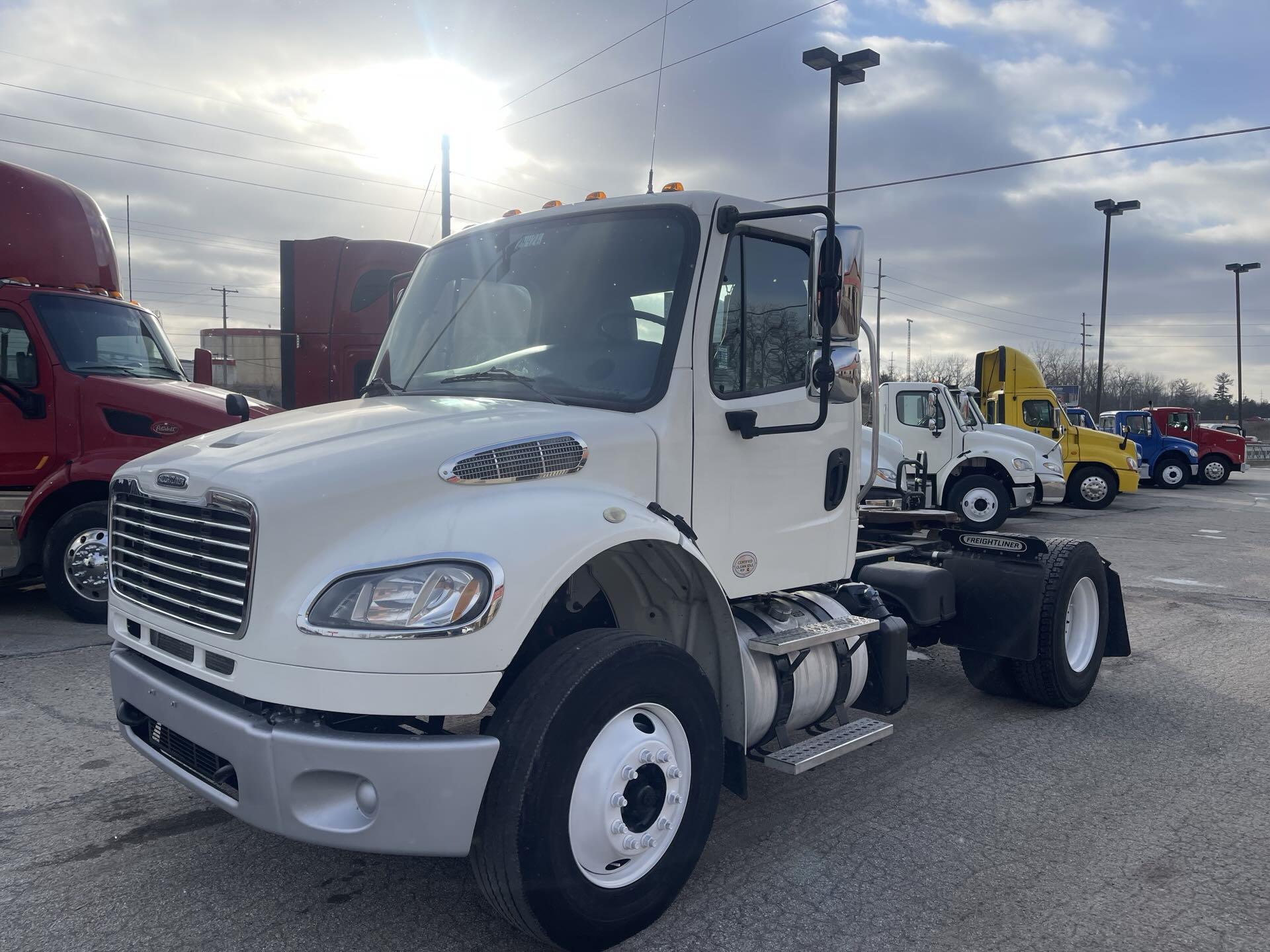 2015 Freightliner M2