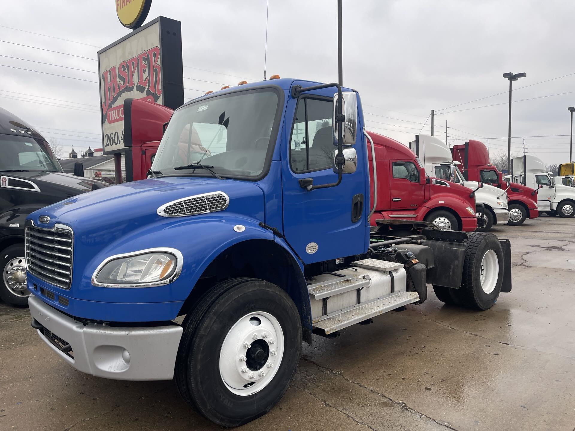 2016 Freightliner M2