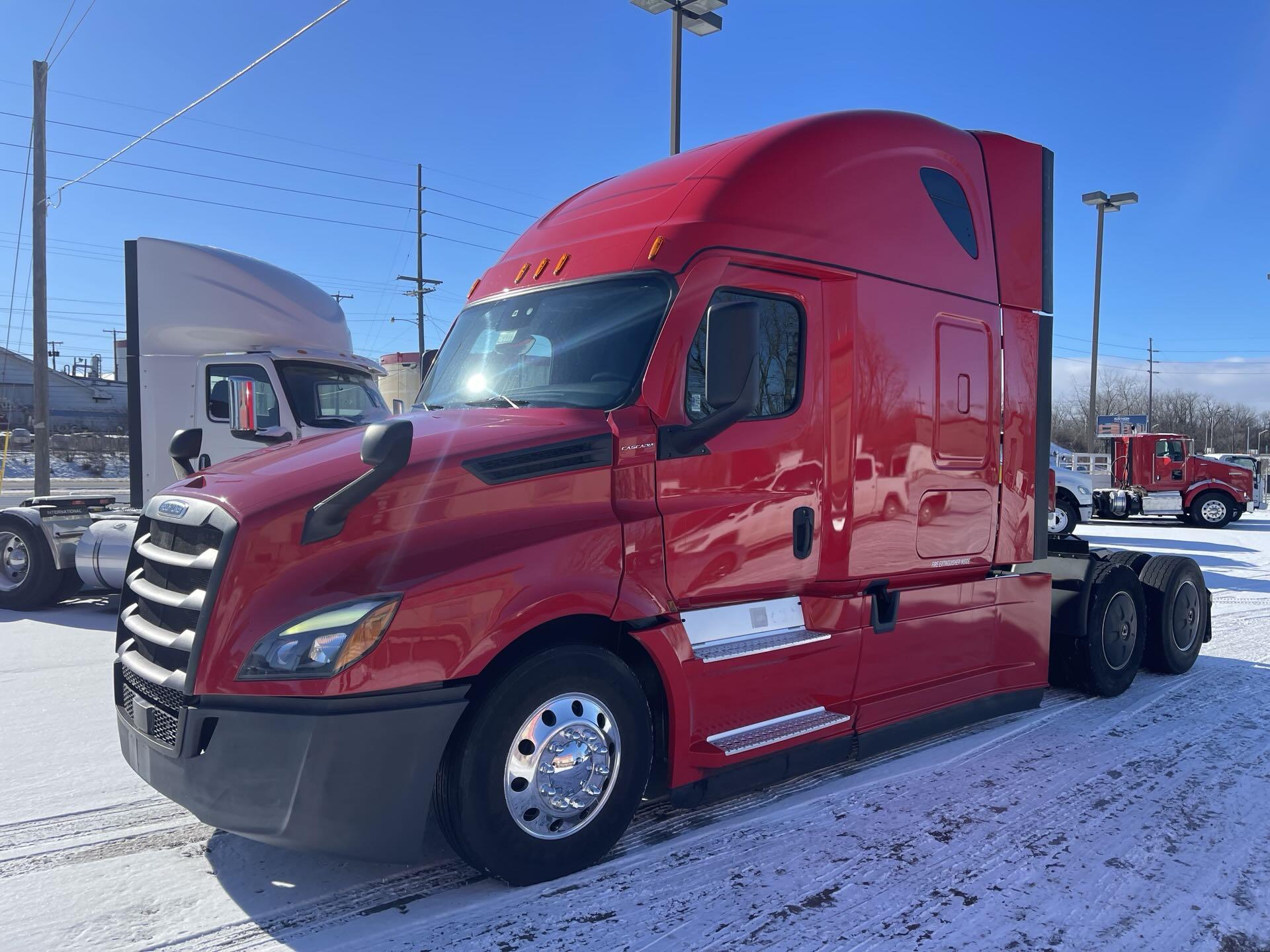2023 Freightliner Cascadia 126