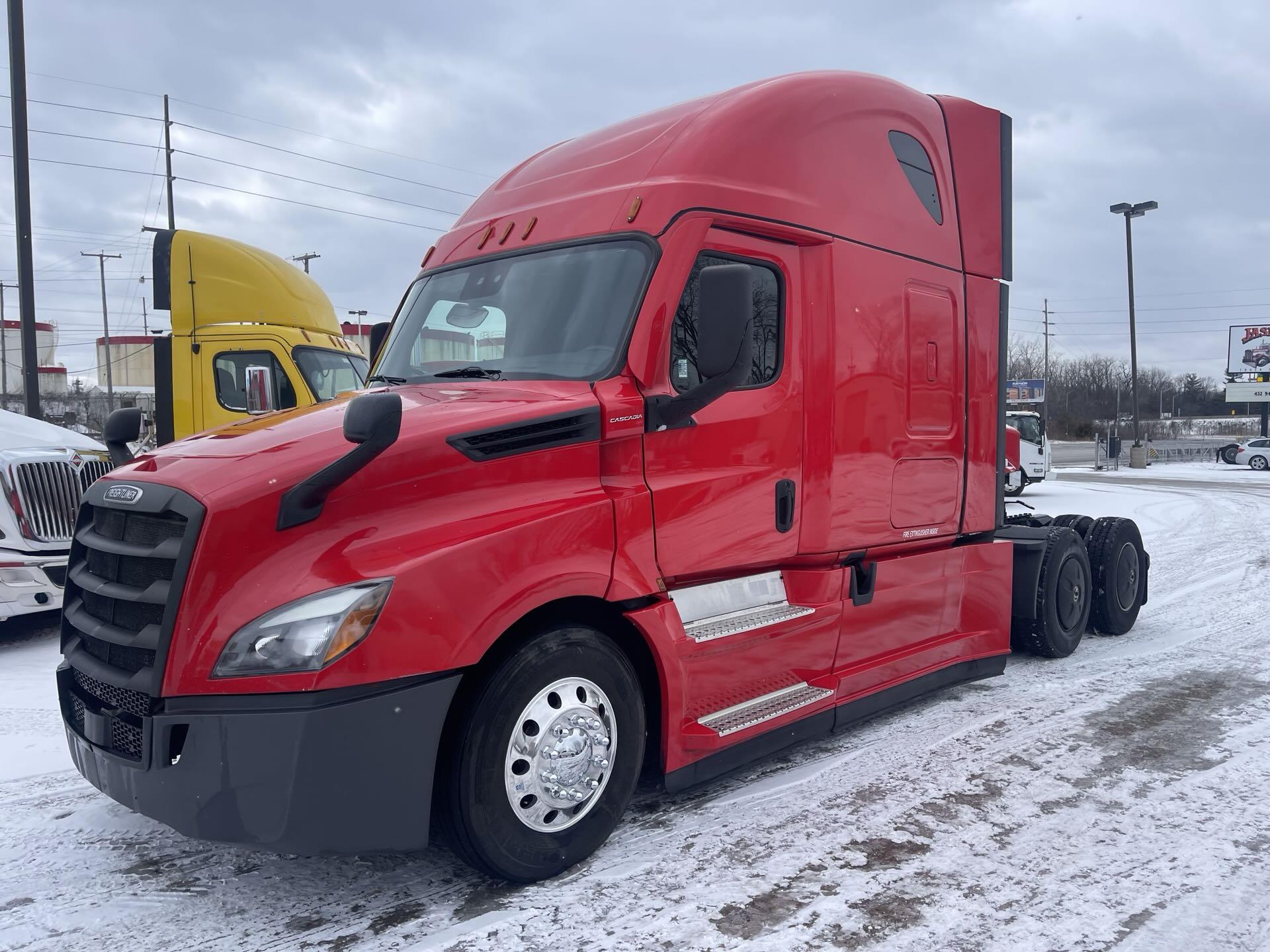 2023 Freightliner Cascadia 126