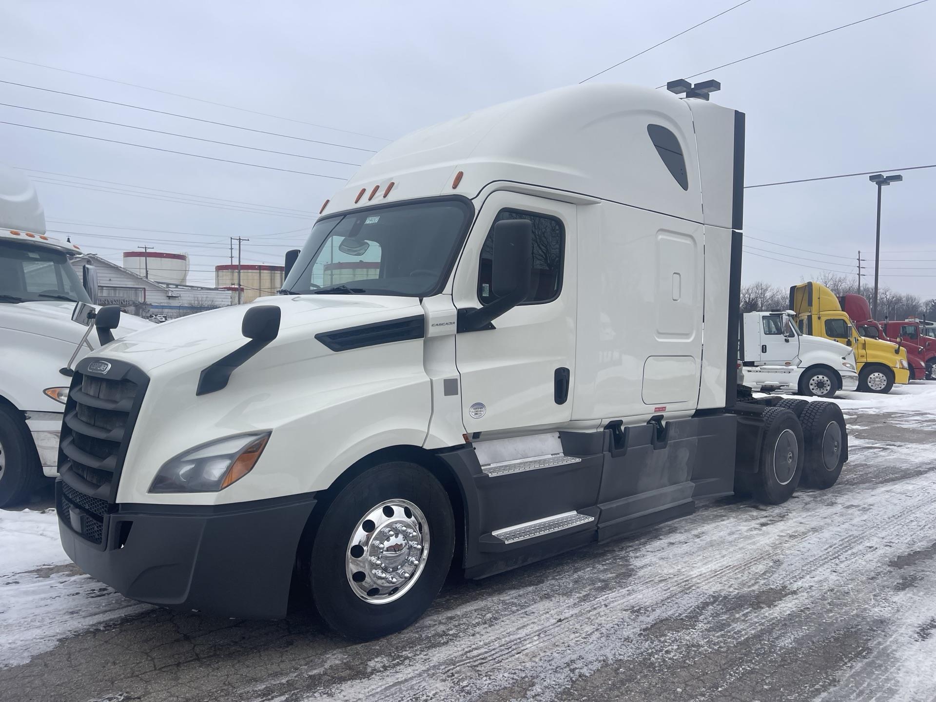 2019 Freightliner Cascadia 126