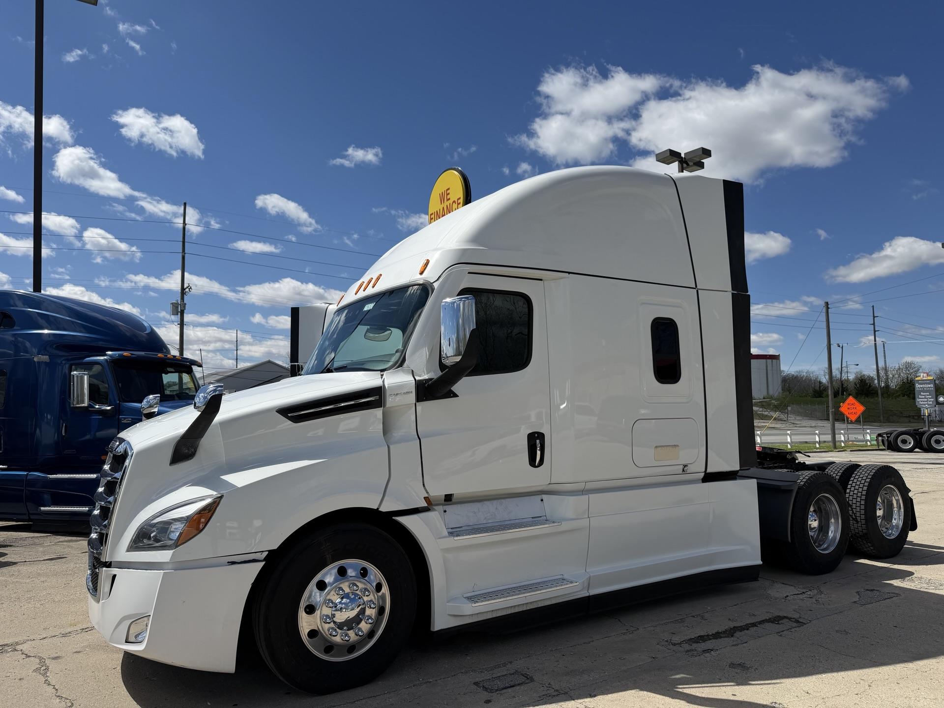 2024 Freightliner Cascadia 126