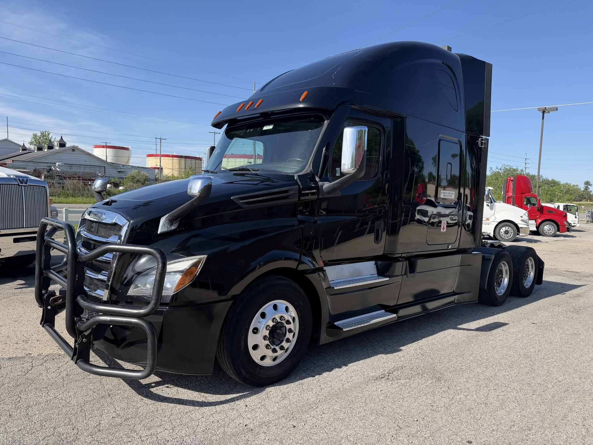 2022 Freightliner Cascadia 126
